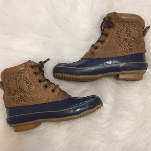 Lucky Brand Peace Duck Boots ☮️